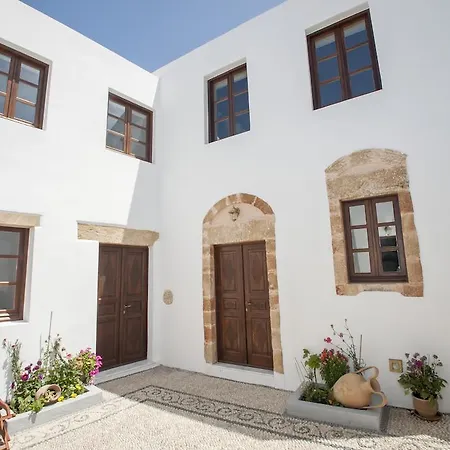 Elegant-lindian Marietta