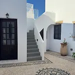 Elegant-lindian Marietta Villa *