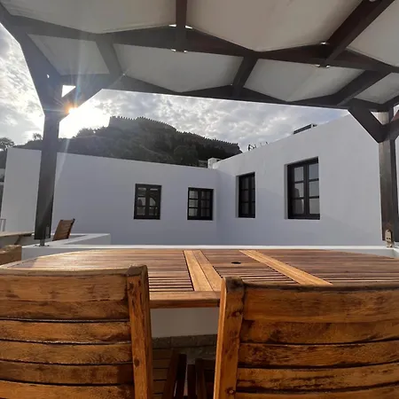 וילה Elegant-lindian Marietta