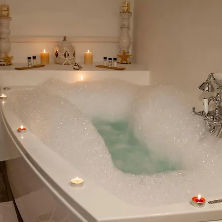 Elegant-lindian Marietta