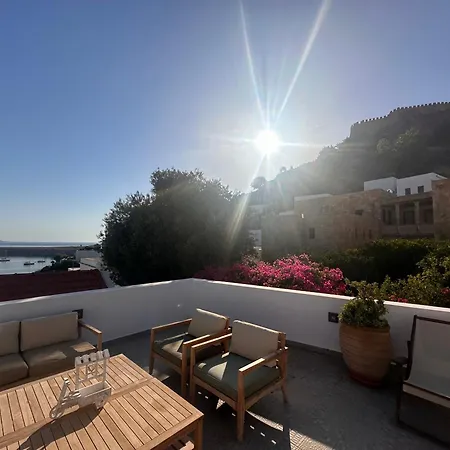 Elegant-lindian Marietta *