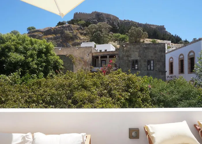 Elegant-lindian Marietta *