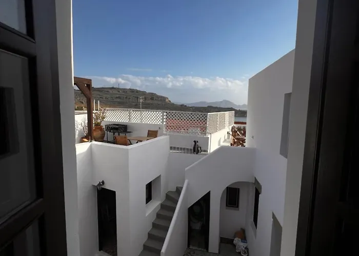 Elegant-lindian Marietta فيلة *